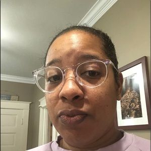 Meet your Posher, Kaypea